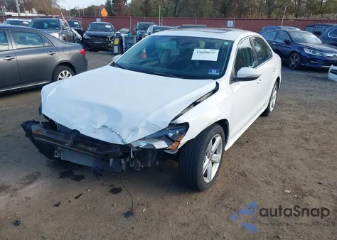 2012 Volkswagen Passat 2.0L Tdi Se из США, поврежденный, VIN 1VWBN7A31CC018146